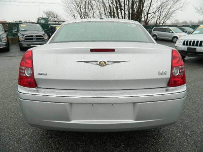 2010 Chrysler 300  Limited