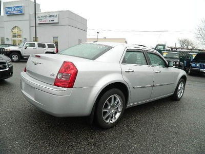2010 Chrysler 300  Limited