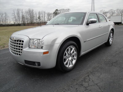 2010 Chrysler 300  Touring