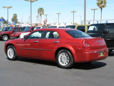 2010 Chrysler 300  Touring