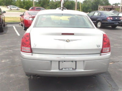 2008 Chrysler 300  C Hemi