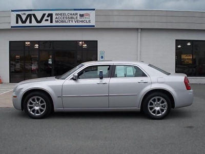 2010 Chrysler 300  Touring