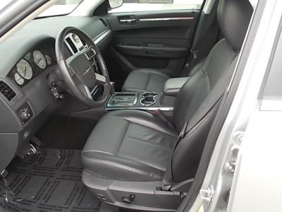 2010 Chrysler 300  Touring