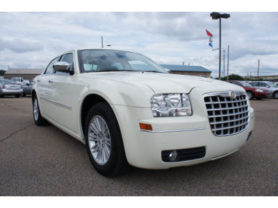 2010 Chrysler 300  Touring