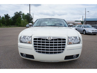 2010 Chrysler 300  Touring
