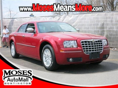 2010 Chrysler 300  Touring