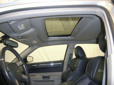 2006 Chrysler 300  C SRT8