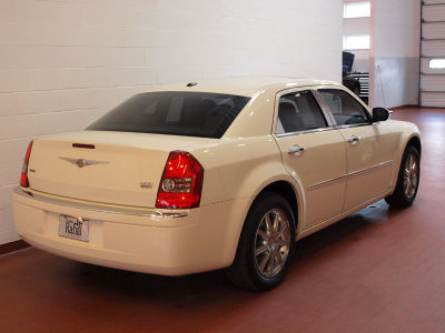 2009 Chrysler 300  Limited