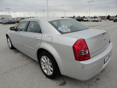 2010 Chrysler 300  Touring