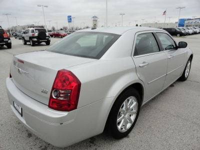 2010 Chrysler 300  Touring