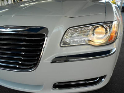 2011 Chrysler 300  Base