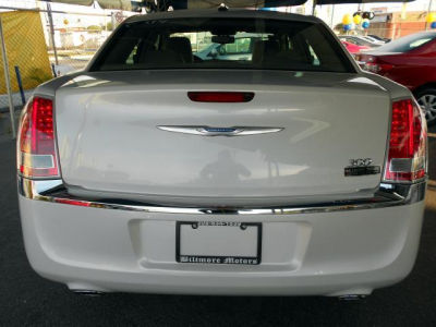 2011 Chrysler 300  Base