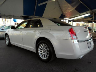 2011 Chrysler 300  Base