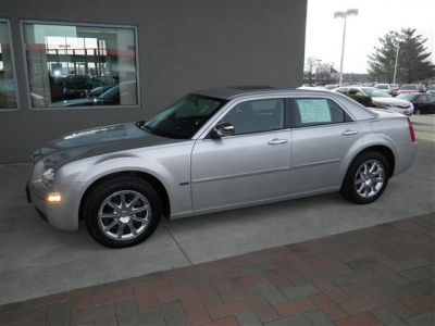 2010 Chrysler 300  Touring