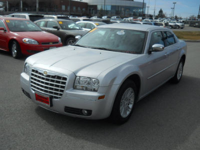 2010 Chrysler 300  Touring