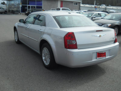2010 Chrysler 300  Touring