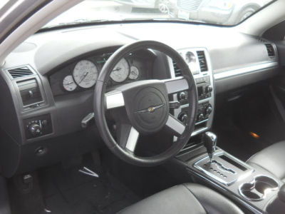 2010 Chrysler 300  Touring