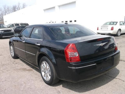 2010 Chrysler 300  Touring