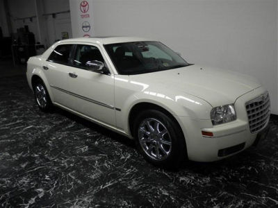 2010 Chrysler 300  Touring