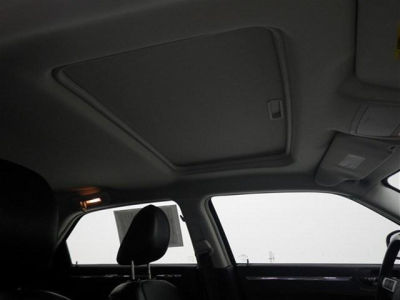 2010 Chrysler 300  Touring