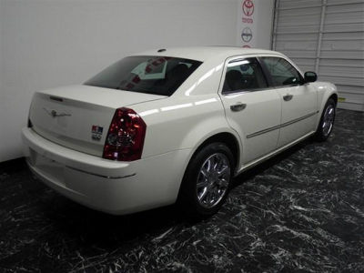 2010 Chrysler 300  Touring