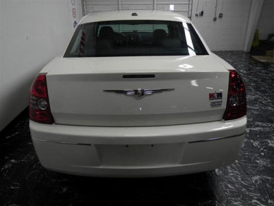 2010 Chrysler 300  Touring