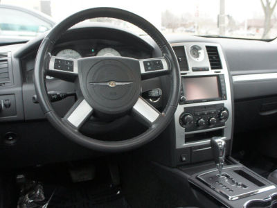 2010 Chrysler 300  Touring