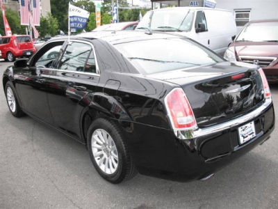 2012 Chrysler 300  Base