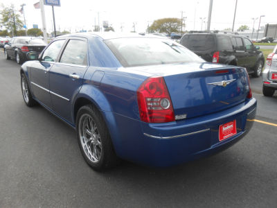 2010 Chrysler 300  Touring Plus