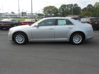 2012 Chrysler 300  Base