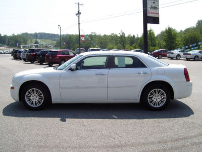 2010 Chrysler 300  Touring Plus