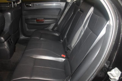 2010 Chrysler 300  Limited