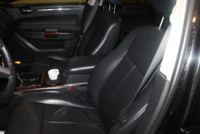 2010 Chrysler 300  Limited