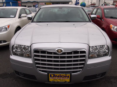2010 Chrysler 300  Touring Plus