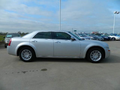 2010 Chrysler 300  Touring
