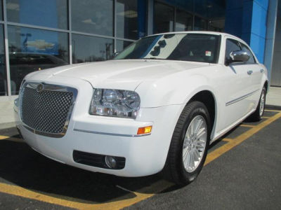2010 Chrysler 300  Touring