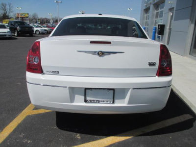 2010 Chrysler 300  Touring