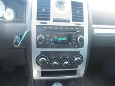 2010 Chrysler 300  Touring