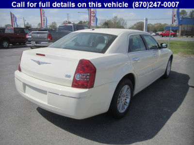 2010 Chrysler 300  Touring