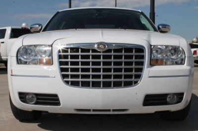 2010 Chrysler 300  Touring