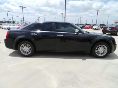 2010 Chrysler 300  Touring Plus