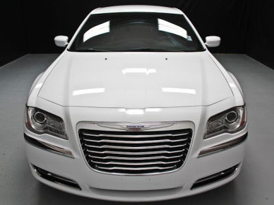 2011 Chrysler 300  Base