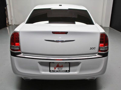 2011 Chrysler 300  Base