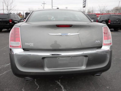 2012 Chrysler 300