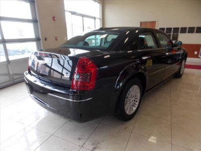 2010 Chrysler 300  Touring
