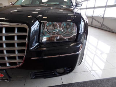 2010 Chrysler 300  Touring