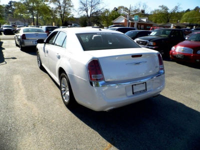 2011 Chrysler 300  Base