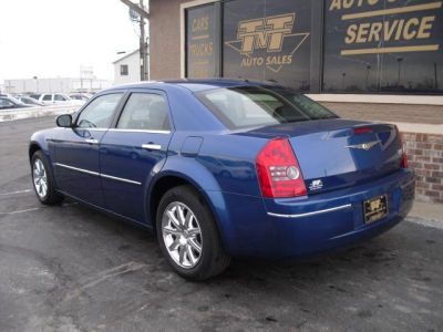 2010 Chrysler 300  Touring