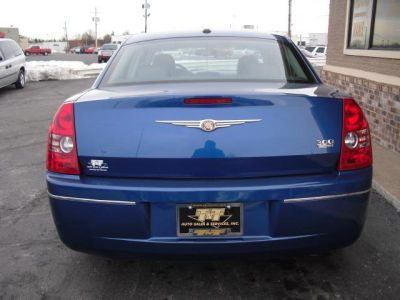 2010 Chrysler 300  Touring