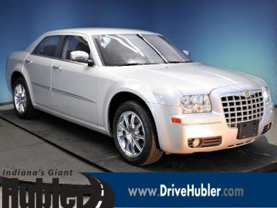 2010 Chrysler 300  Touring/Signature Series